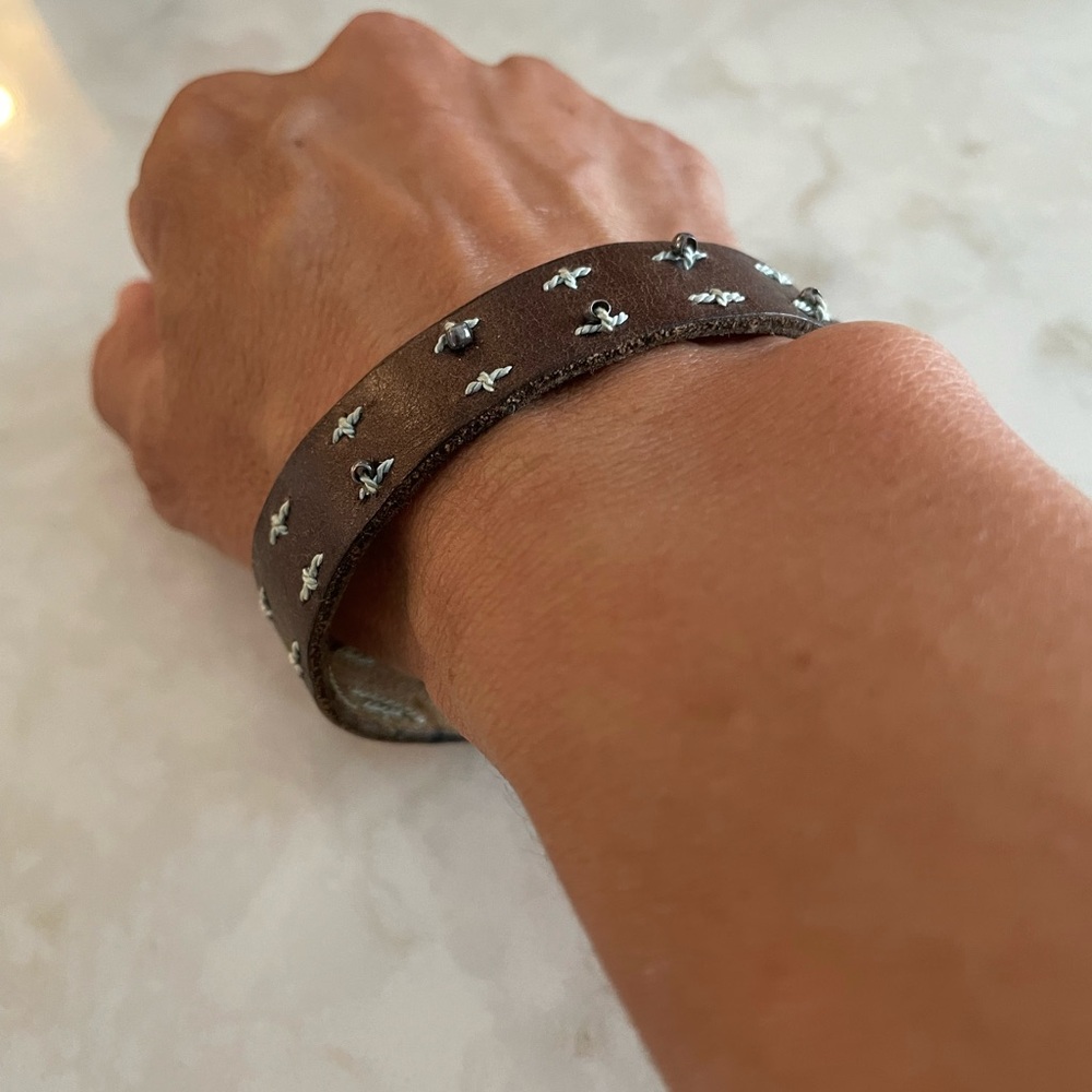 Leather bracelet